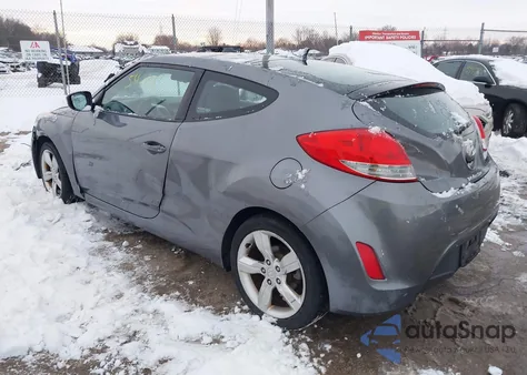 2012 Hyundai Veloster Base W/Black from USA, damaged, VIN KMHTC6AD5CU065315